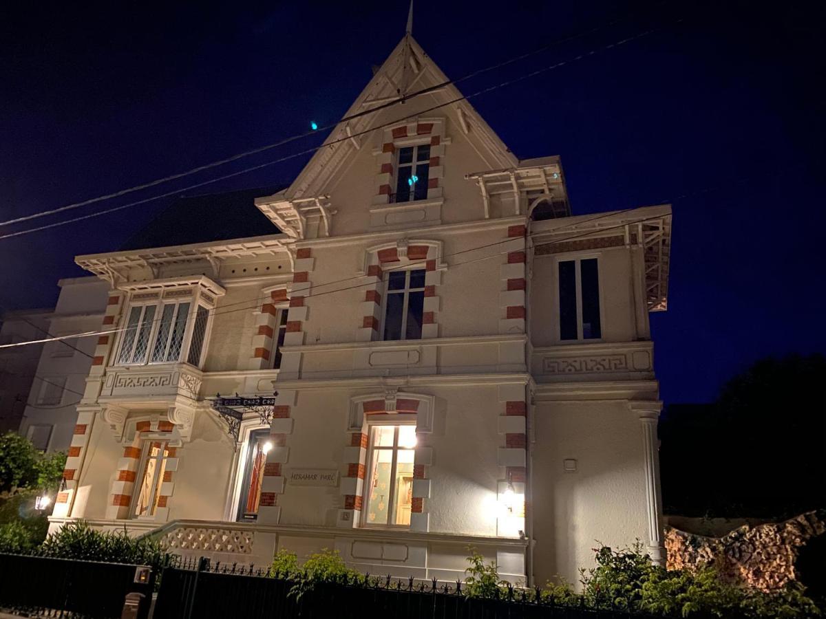 Miramar Parc Acomodação com café da manhã Royan Exterior foto
